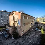 Lillekuela Ξενοδοχείο 2*