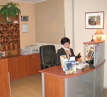 Hotel Lillekuela Reval