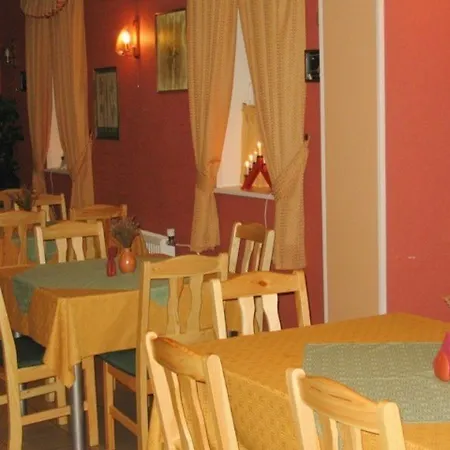 Lillekuela Szálloda 2*