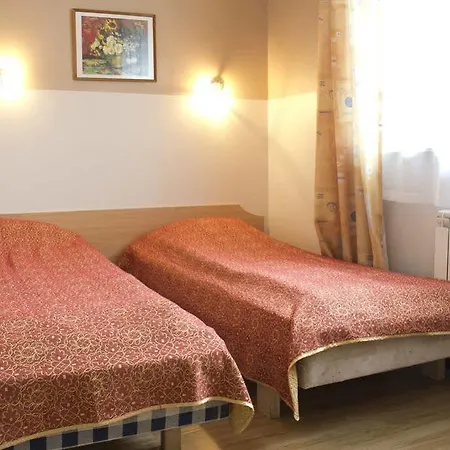 Hotel Lillekuela 2*