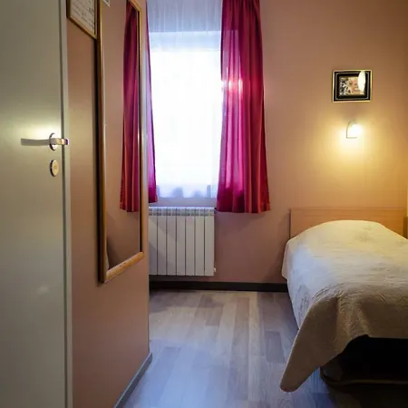 Lillekuela Hotell 2*