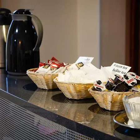 Lillekuela Hotel Reval