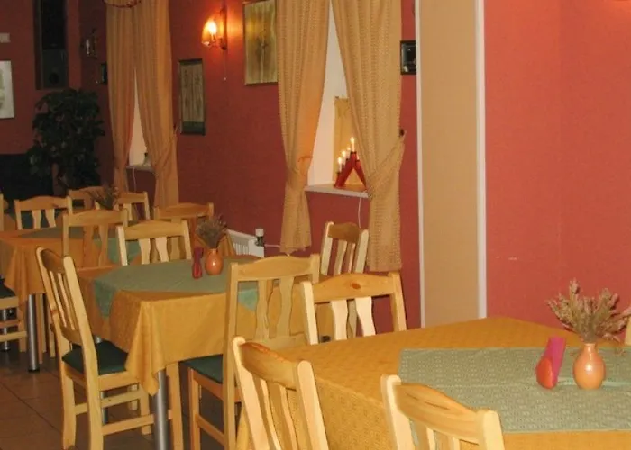 Lillekuela Hotell 2*