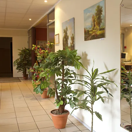Lillekuela Hotel 2*