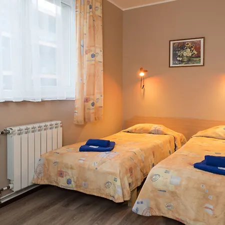 Lillekuela 2* Tallinn