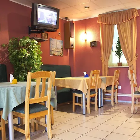 Lillekuela Hotel Tallinn